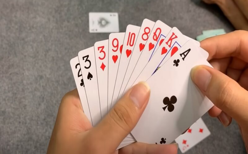 Cách Chơi Phỏm: Hướng Dẫn Chi Tiết Từ A Đến Z Cho Người Mới image-1731645822836