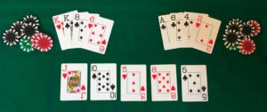 Cách Chơi Poker 4 Lá: Hướng Dẫn Từ A Đến Z Cho Người Mới image-1731645792383